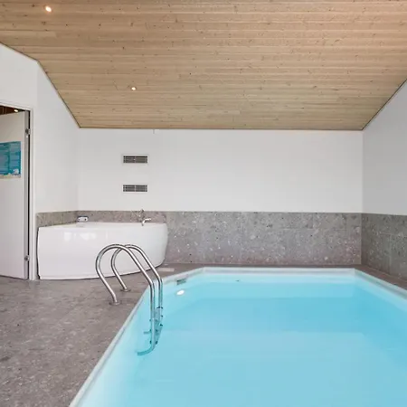 Awesome In Vaeggerlose With Sauna